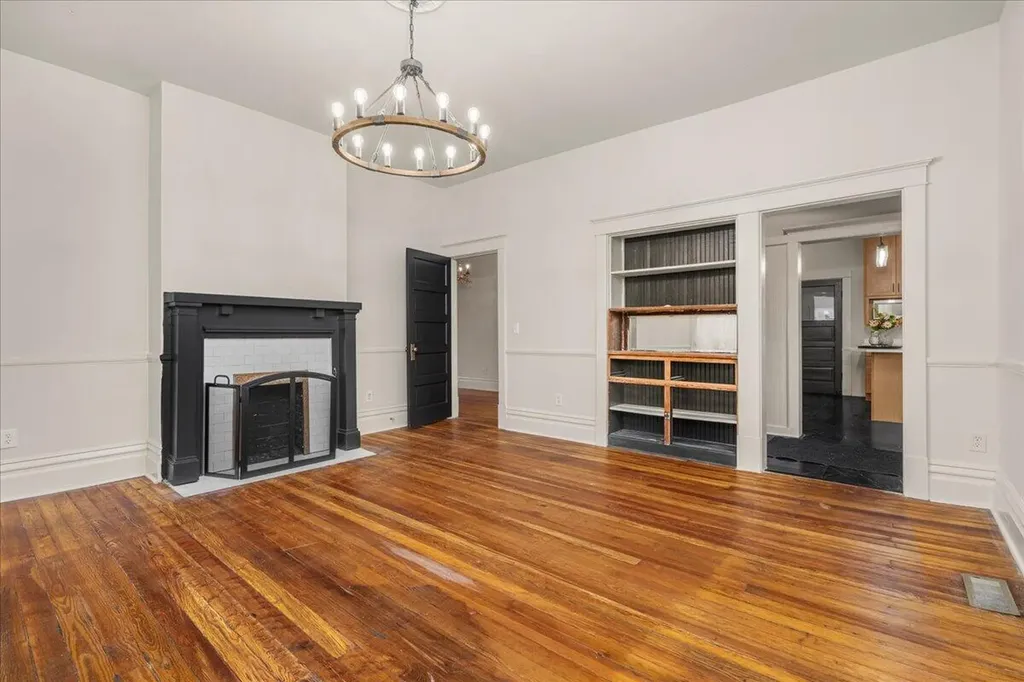 221 W Hickman Street Winchester KY 40391