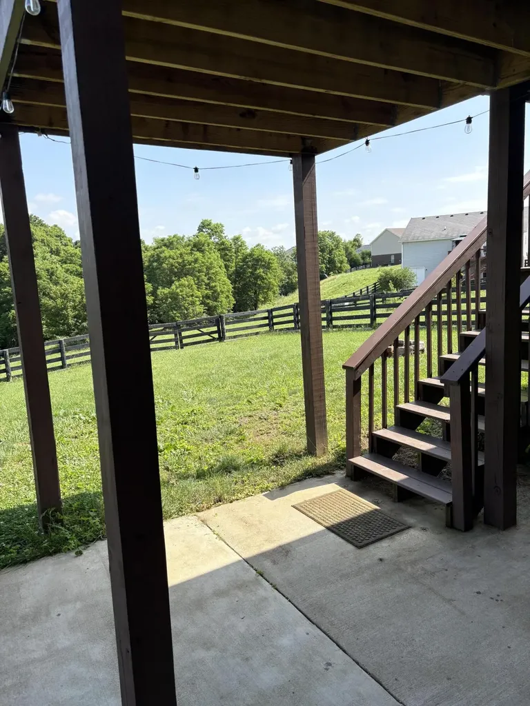 632 Fairfax Lane Richmond KY 40475