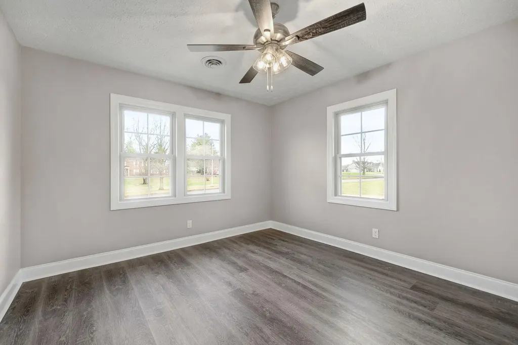 1022 Great Oaks Drive Hopkinsville KY 42240