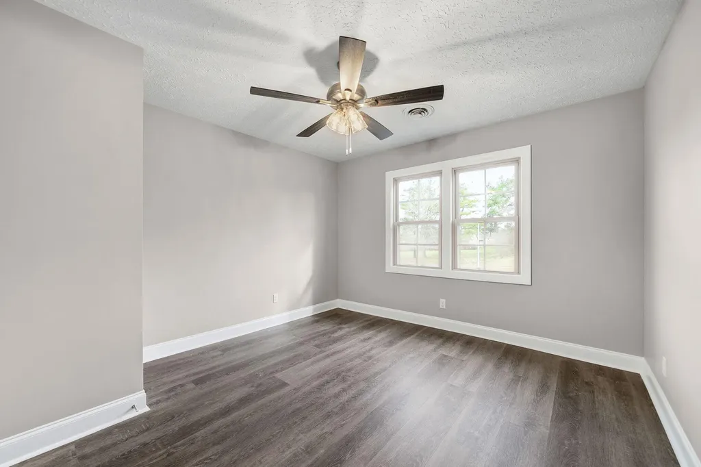 1022 Great Oaks Drive Hopkinsville KY 42240