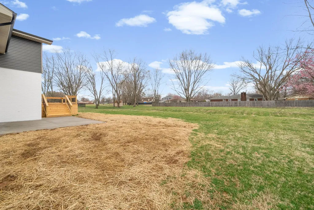 1022 Great Oaks Drive Hopkinsville KY 42240