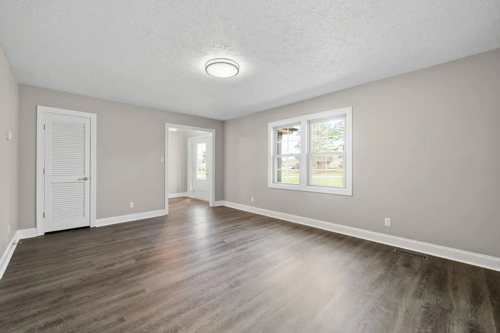 1022 Great Oaks Drive Hopkinsville KY 42240