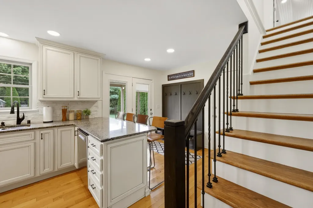 347 Colony Drive Versailles KY 40383