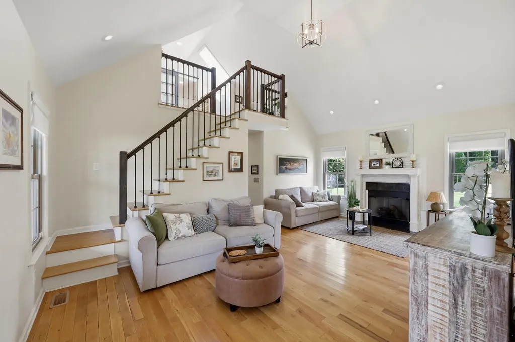 347 Colony Drive Versailles KY 40383