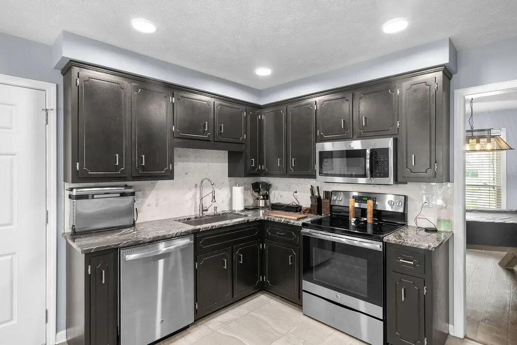 1211 Bark Ridge Circle Hopkinsville KY 42240
