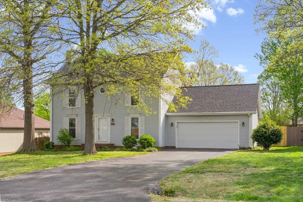 1211 Bark Ridge Circle Hopkinsville KY 42240