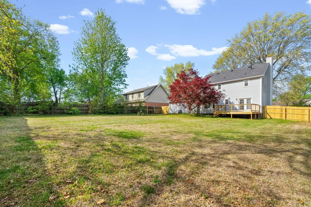 1211 Bark Ridge Circle Hopkinsville KY 42240