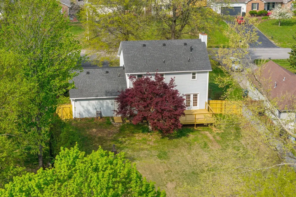 1211 Bark Ridge Circle Hopkinsville KY 42240