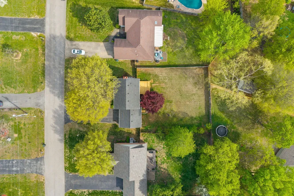 1211 Bark Ridge Circle Hopkinsville KY 42240