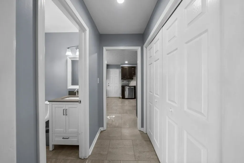 1211 Bark Ridge Circle Hopkinsville KY 42240