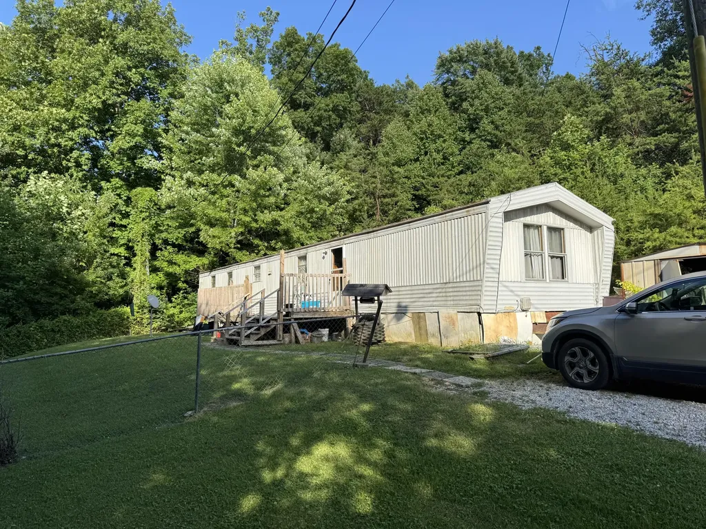 116 Boggs Road London KY 40744