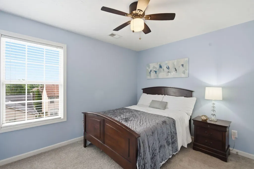 893 Winding Oak Trail Lexington KY 40511