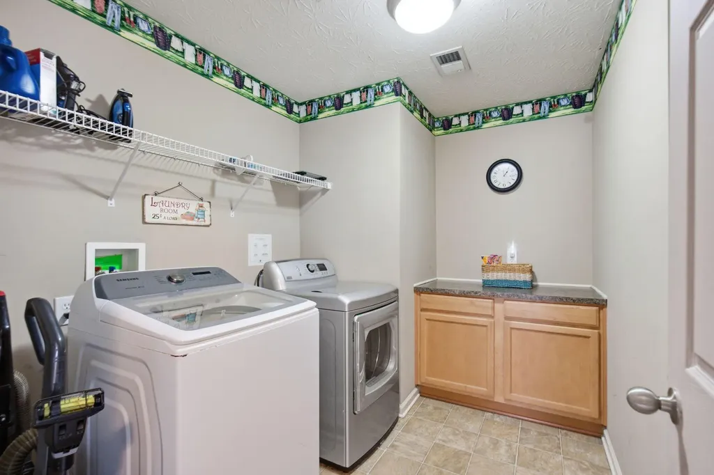 893 Winding Oak Trail Lexington KY 40511