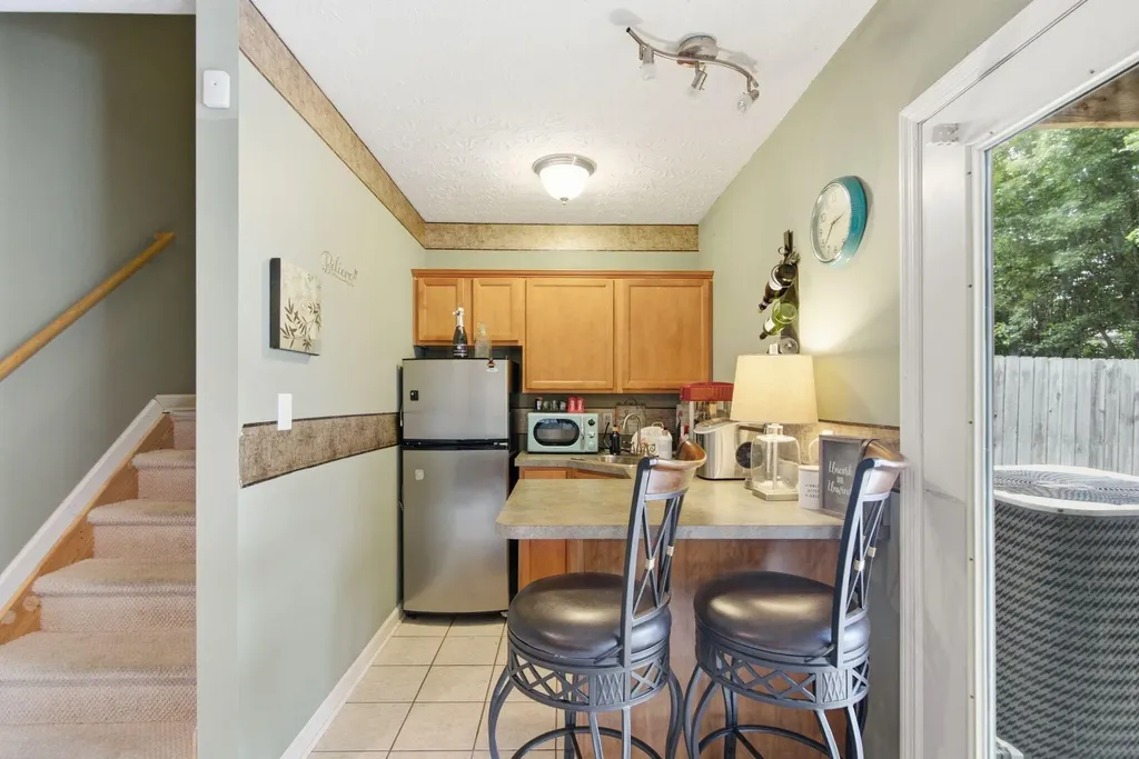 893 Winding Oak Trail Lexington KY 40511