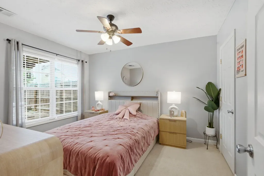 893 Winding Oak Trail Lexington KY 40511