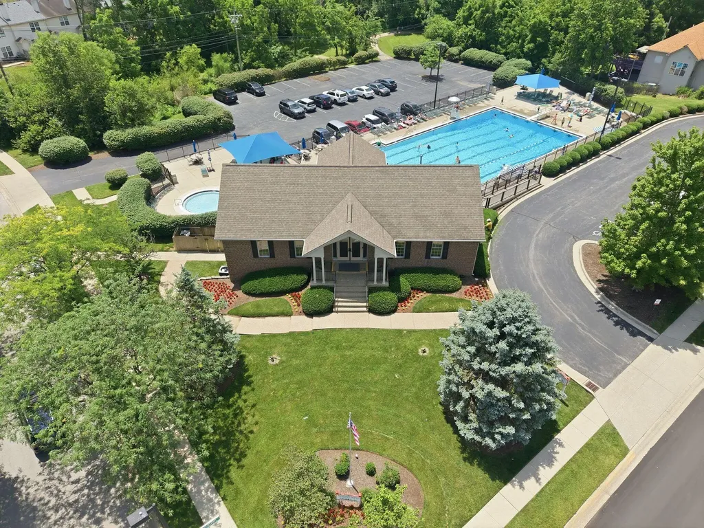893 Winding Oak Trail Lexington KY 40511