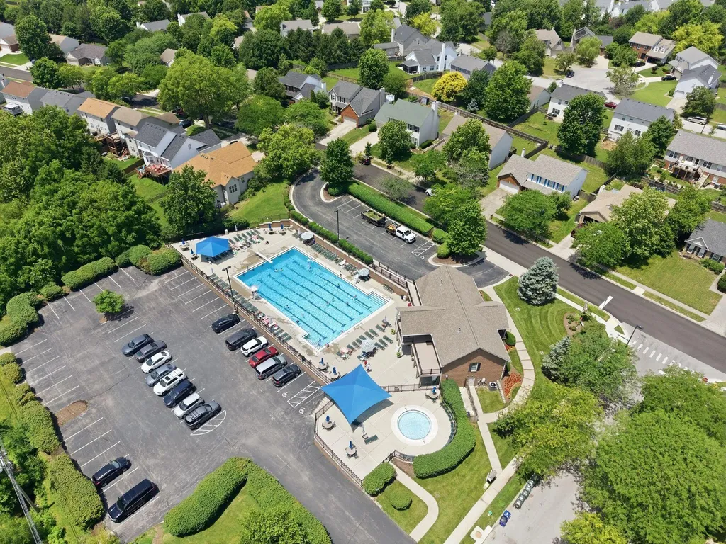 893 Winding Oak Trail Lexington KY 40511