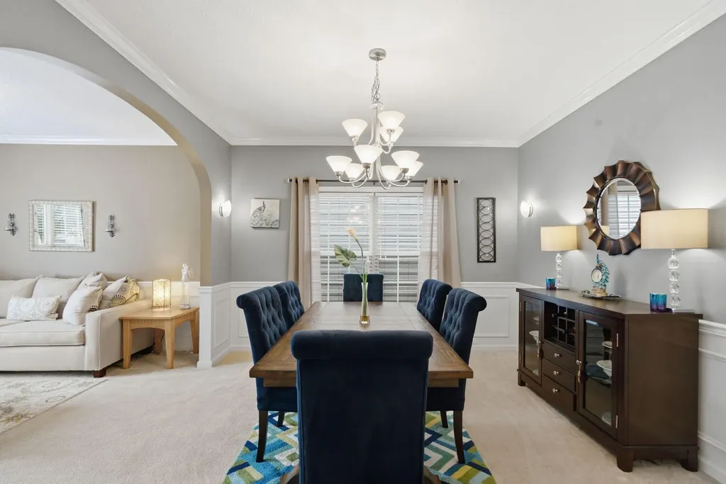 893 Winding Oak Trail Lexington KY 40511