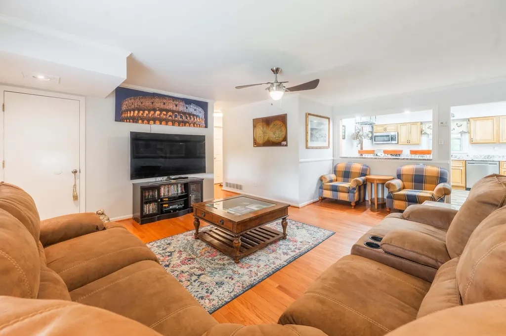 3407 Greentree Road Lexington KY 40517