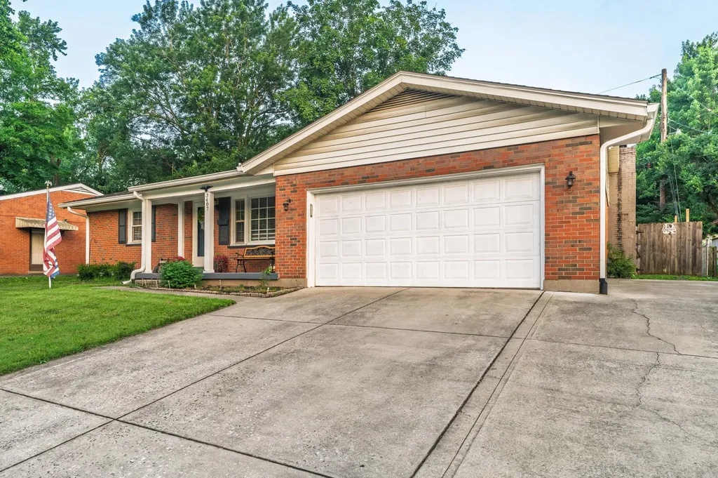 3407 Greentree Road Lexington KY 40517