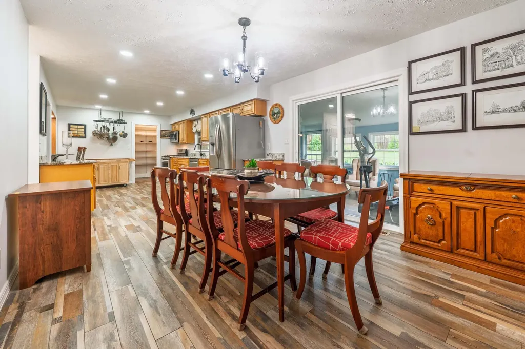 3407 Greentree Road Lexington KY 40517