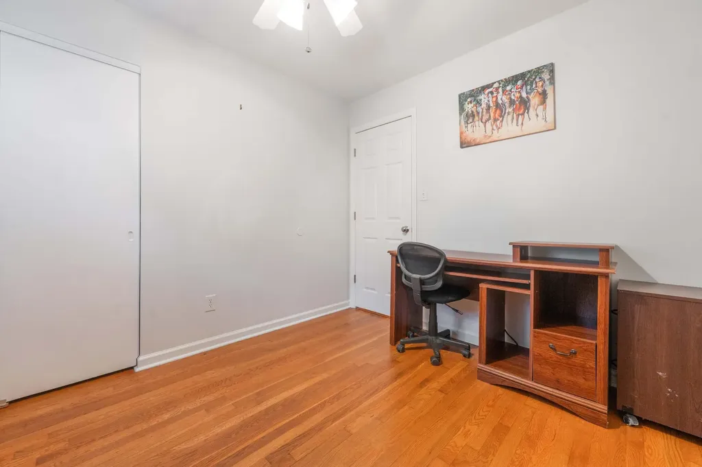 3407 Greentree Road Lexington KY 40517