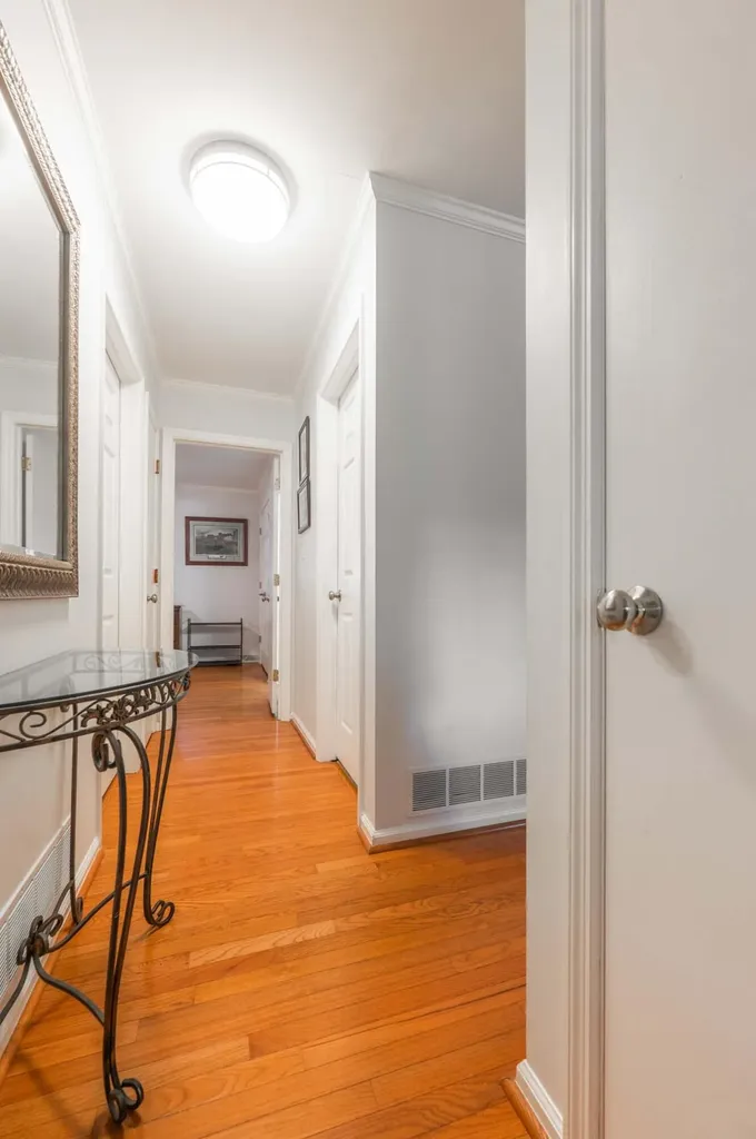 3407 Greentree Road Lexington KY 40517