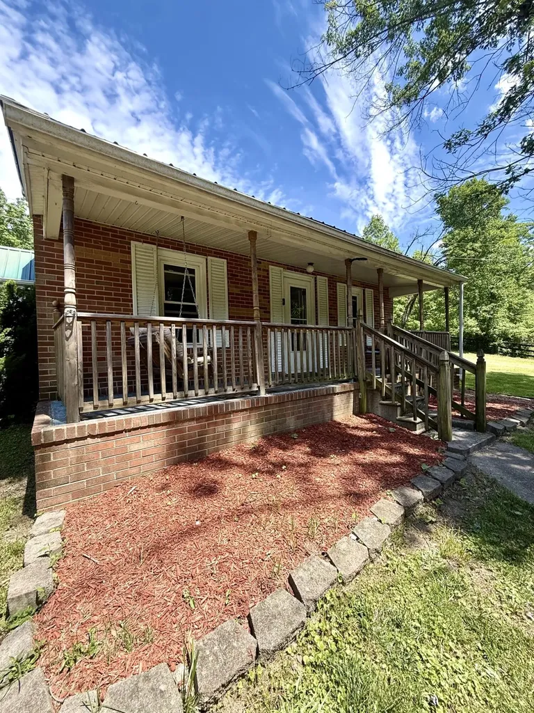 13860 Us-421 Mckee KY 40447