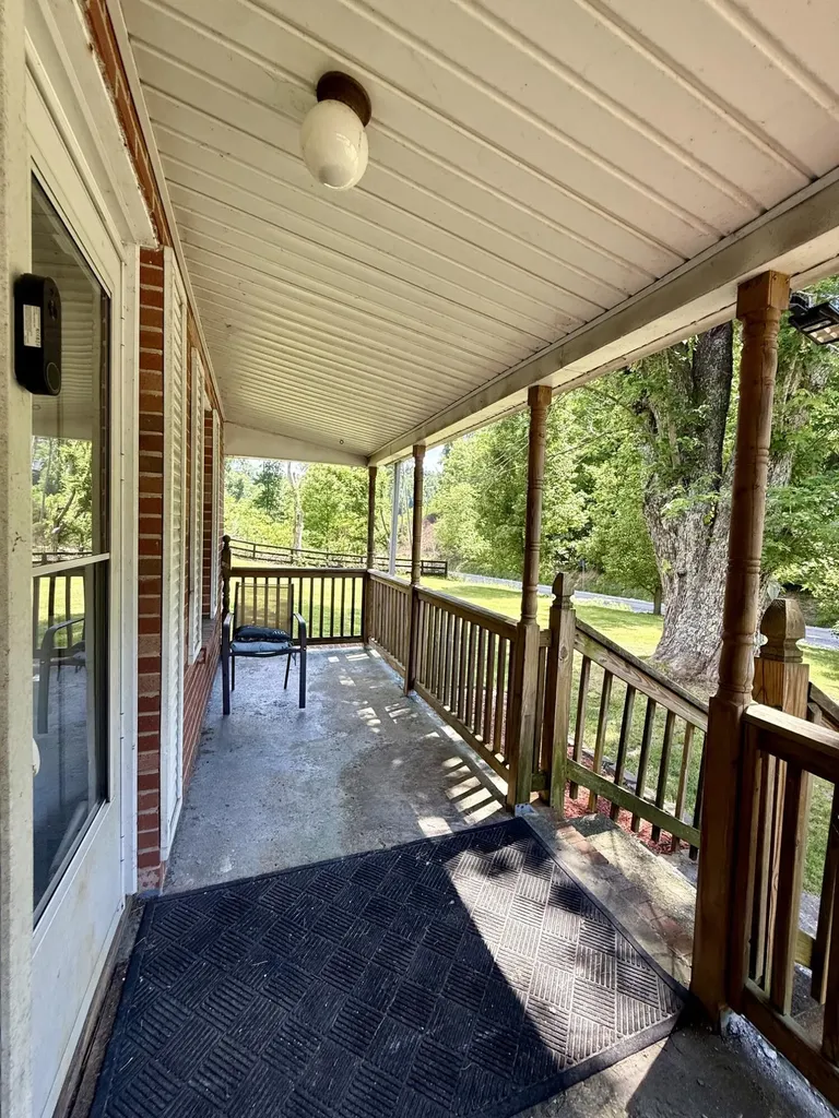13860 Us-421 Mckee KY 40447