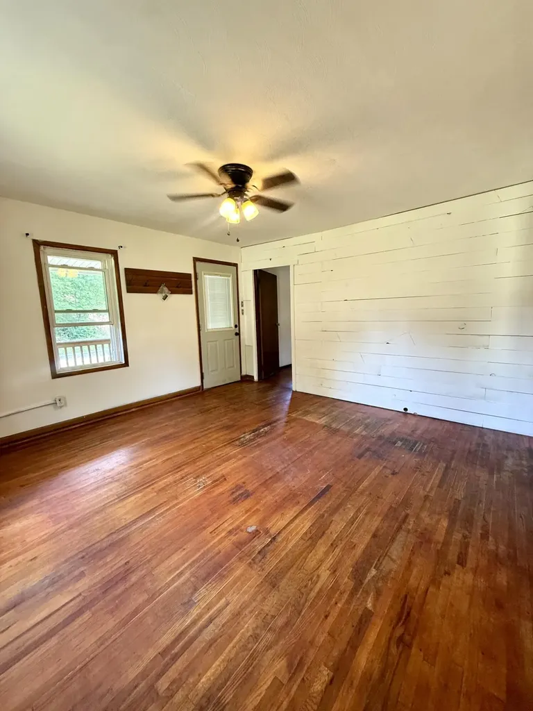 13860 Us-421 Mckee KY 40447