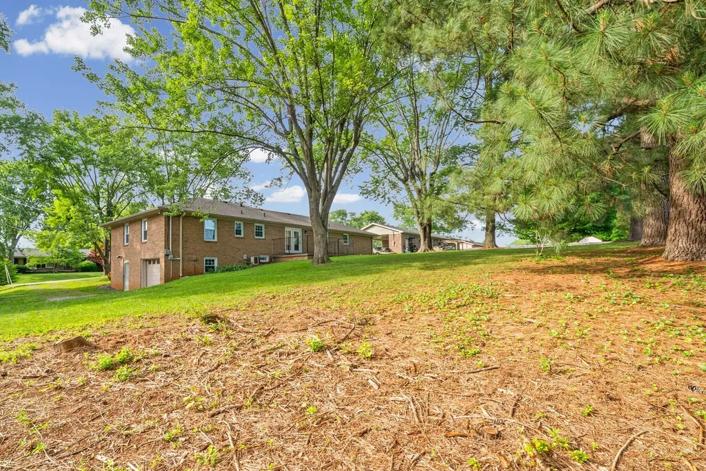 122 Donna Drive Hopkinsville KY 42240