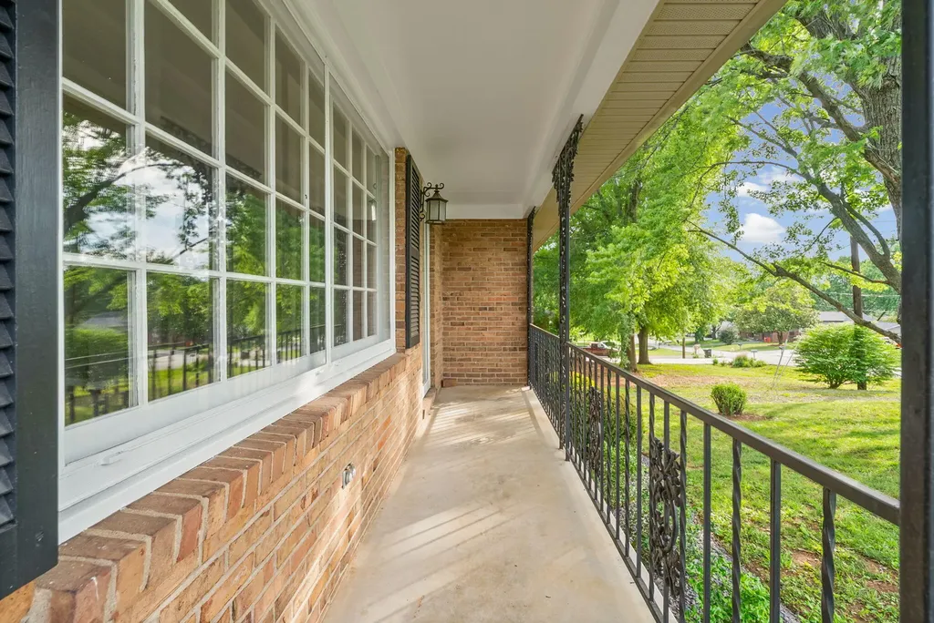 122 Donna Drive Hopkinsville KY 42240