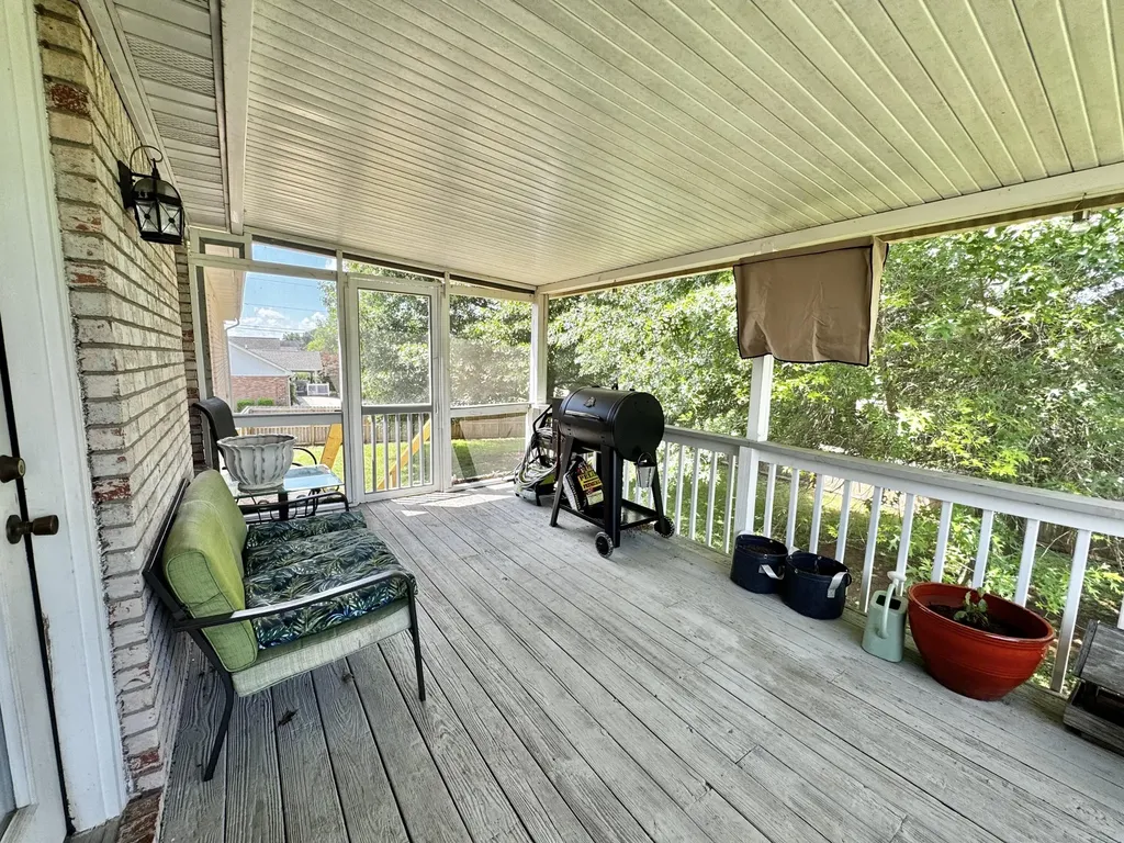 151 Meadowcrest Drive Somerset KY 42503
