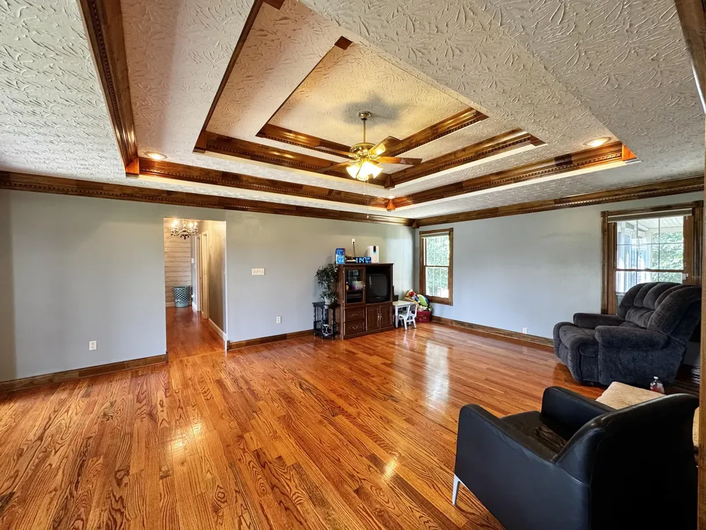 151 Meadowcrest Drive Somerset KY 42503