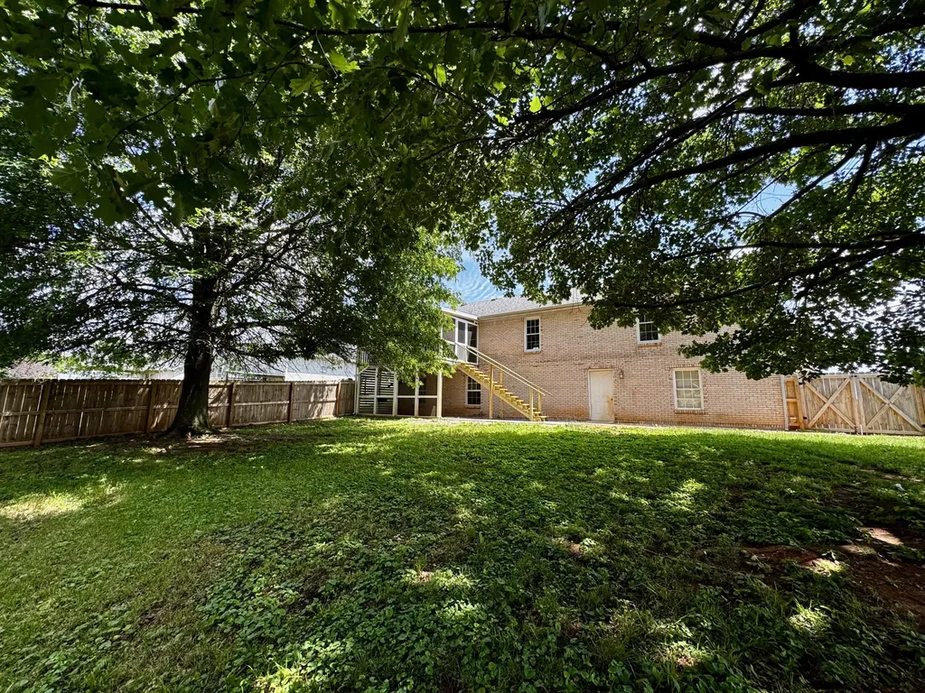 151 Meadowcrest Drive Somerset KY 42503