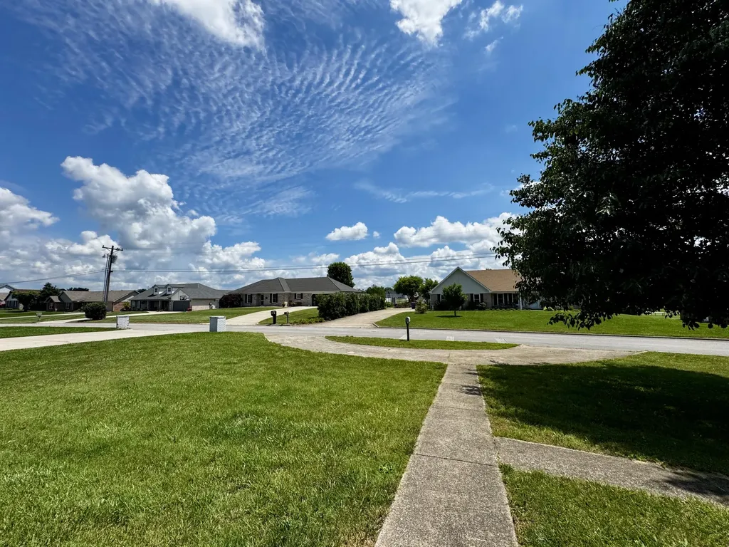 151 Meadowcrest Drive Somerset KY 42503