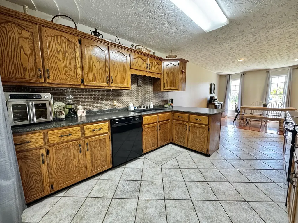 151 Meadowcrest Drive Somerset KY 42503