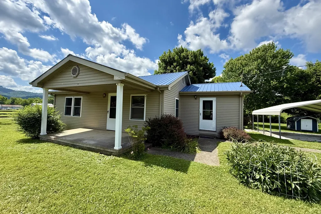 276 Evergreen Road Flat Lick KY 40935