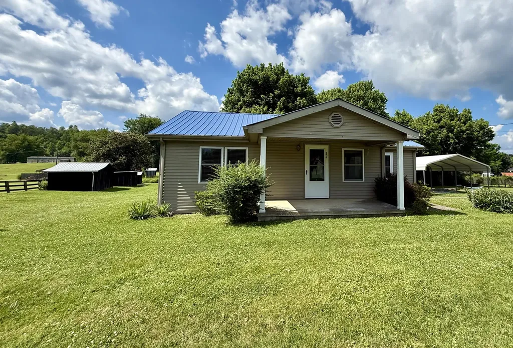 276 Evergreen Road Flat Lick KY 40935