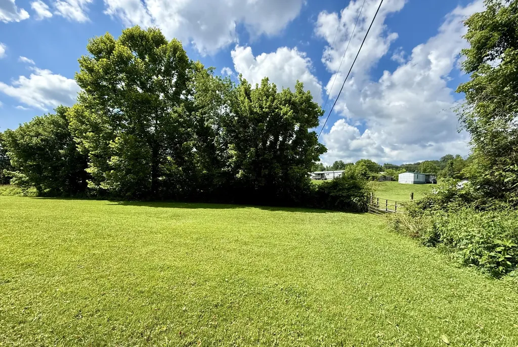 276 Evergreen Road Flat Lick KY 40935