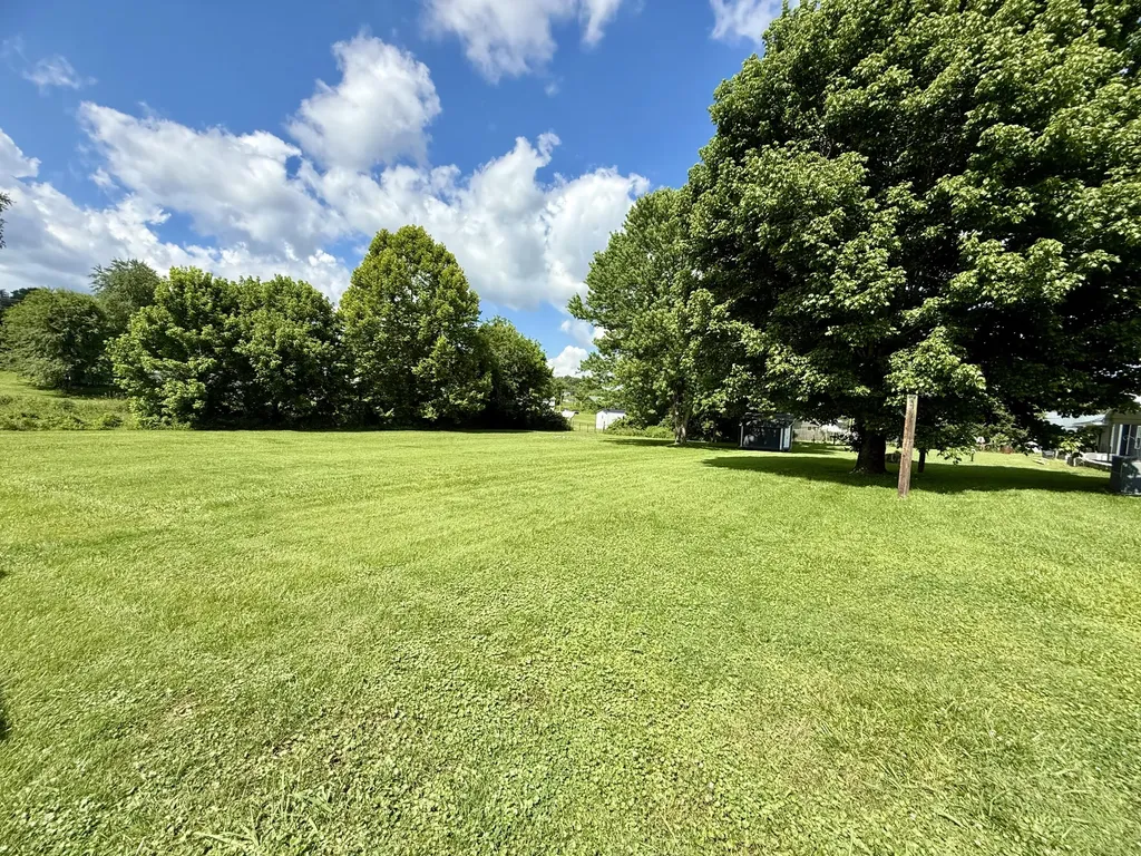 276 Evergreen Road Flat Lick KY 40935