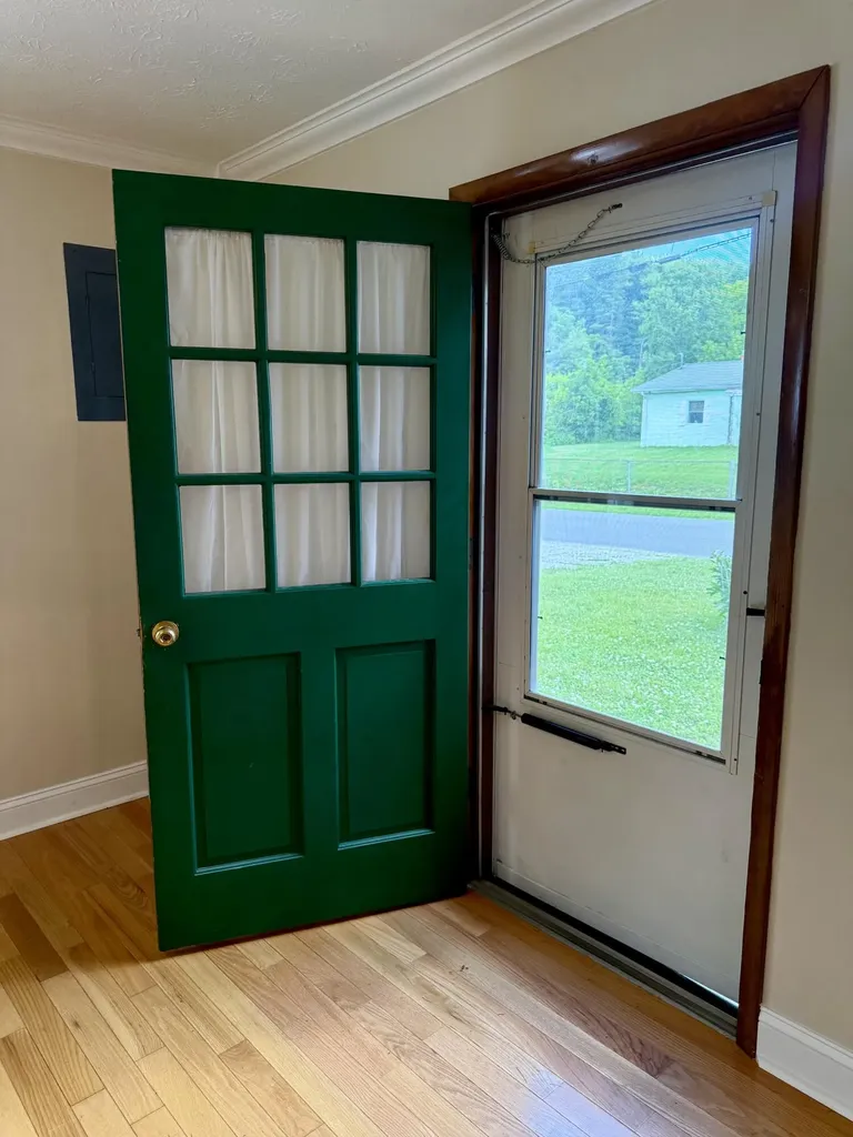 276 Evergreen Road Flat Lick KY 40935