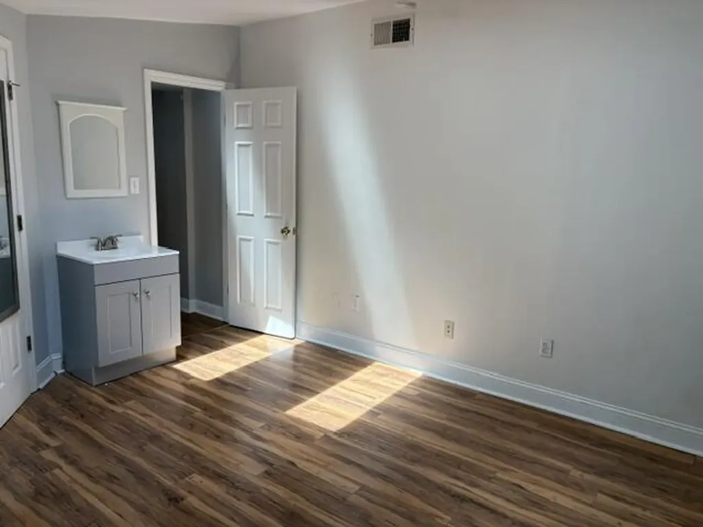 1043 Crescent Avenue Lexington KY 40503