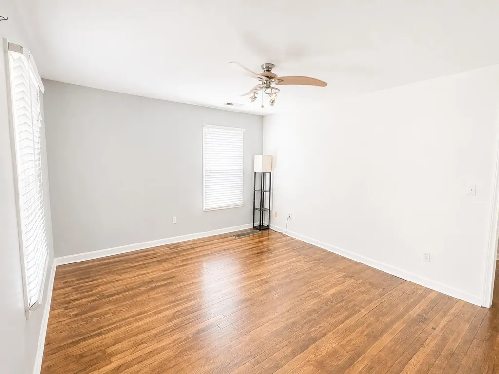 1043 A & B Crescent Avenue Lexington KY 40503