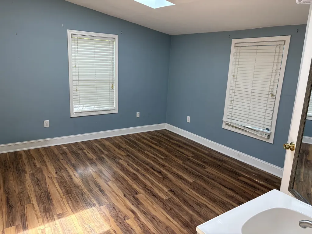 1043 A & B Crescent Avenue Lexington KY 40503