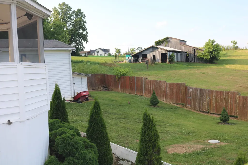 152 Watson Lane Ewing KY 41039