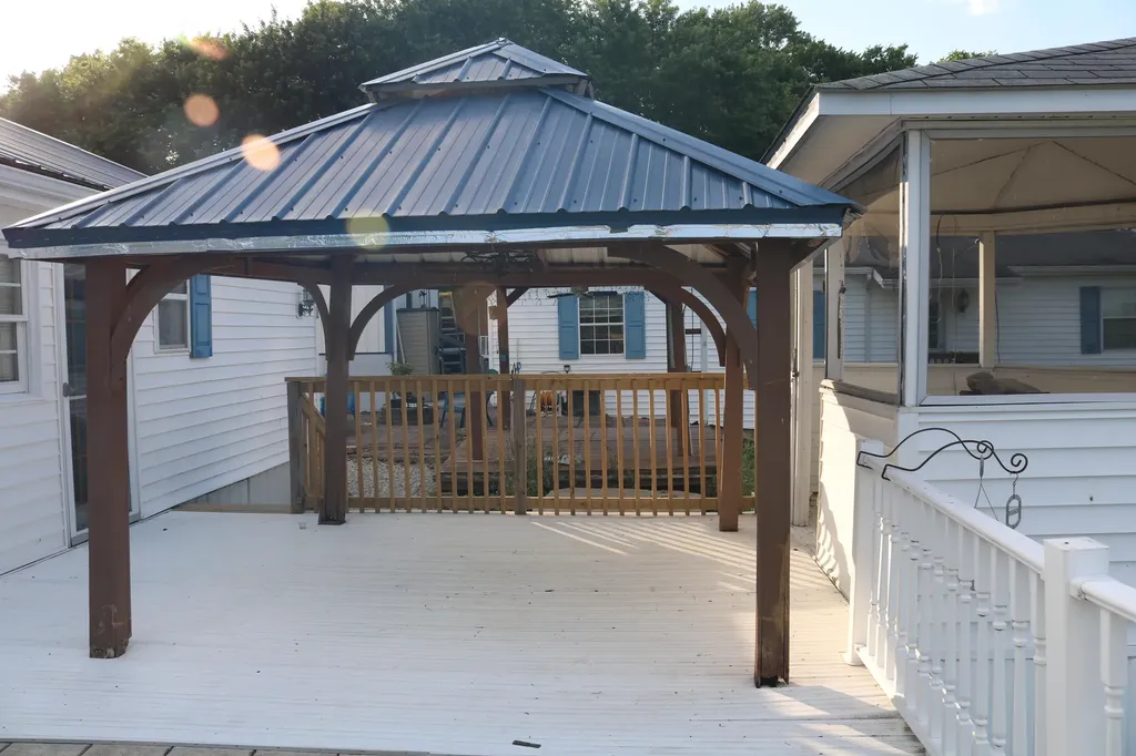 152 Watson Lane Ewing KY 41039