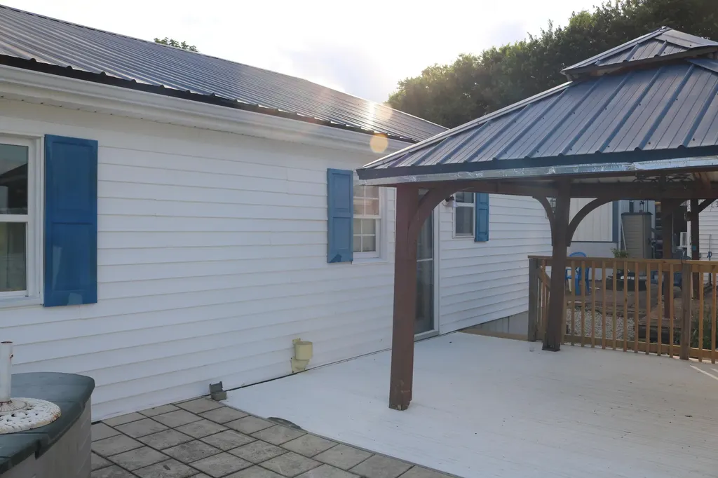 152 Watson Lane Ewing KY 41039