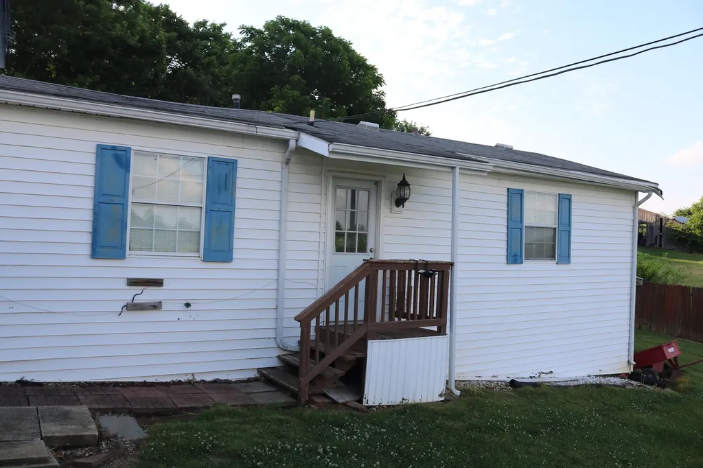 152 Watson Lane Ewing KY 41039