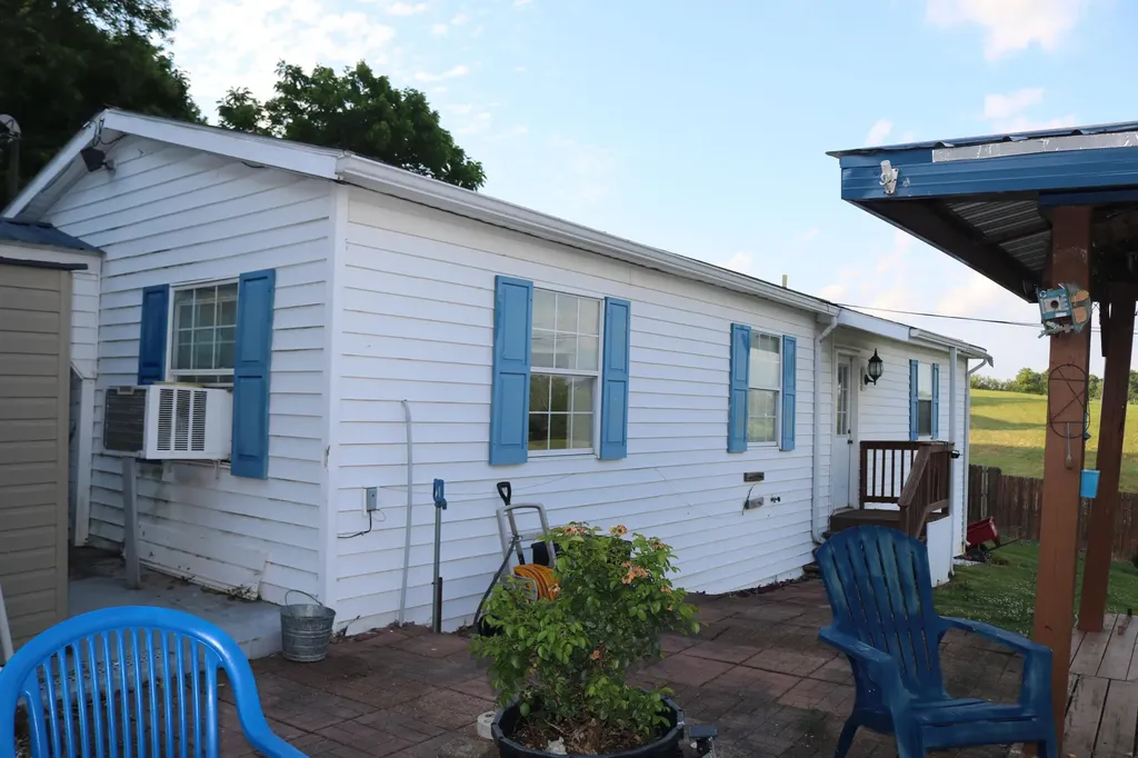 152 Watson Lane Ewing KY 41039